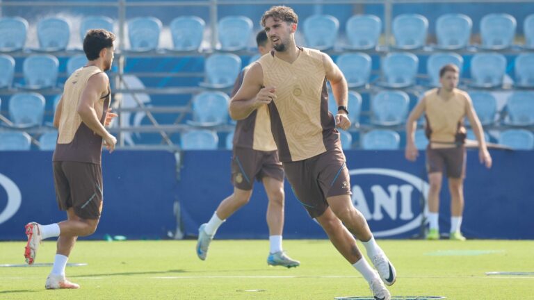 Pablo Ramón se acerca al Racing de Santander Pablo Ramón se ejercita en la CE Dani Jarque para empezar la pretemporada