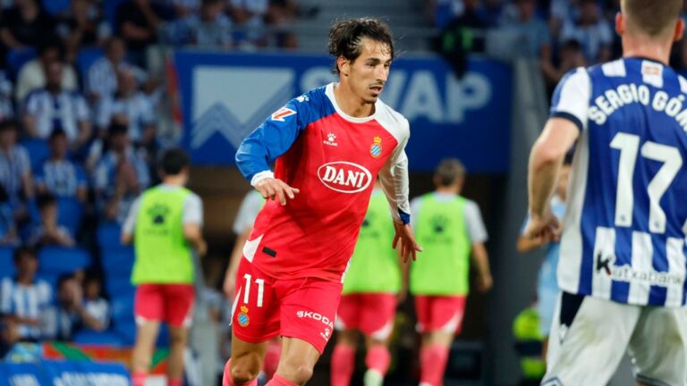 Pere Milla fue titular en el Real Sociedad - Espanyol