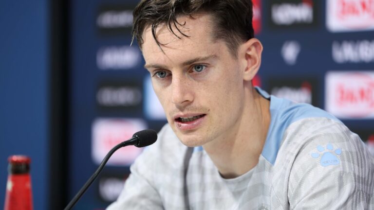 Pol Lozano: «El Barça no tiene equipo titular ni suplente» Pol Lozano