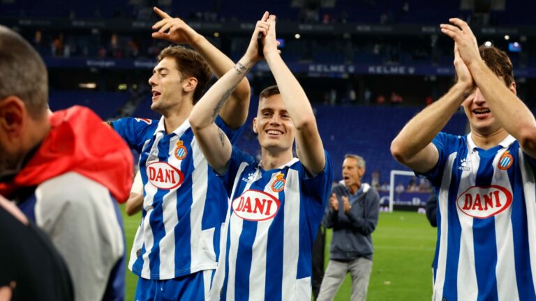 Pol Lozano agradece el apoyo de la afición en el Espanyol - UD Las Palmas