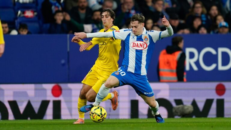 Pol Lozano, titular en el Espanyol - Girona FC