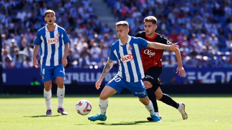 Pol Lozano enlazó su cuarta titularidad seguida ante el RCD Mallorca