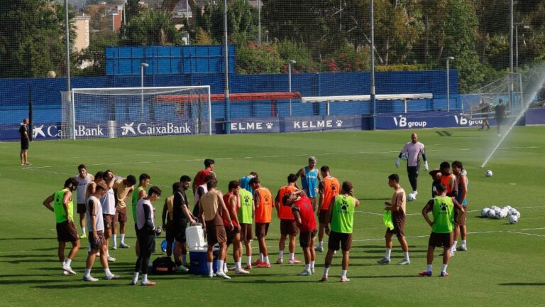 El Espanyol inicia la pretemporada en la CE Dani Jarque