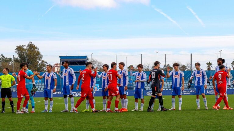 El Espanyol B antes de enfrentarse a la UE Porreres en la CE Dani Jarque