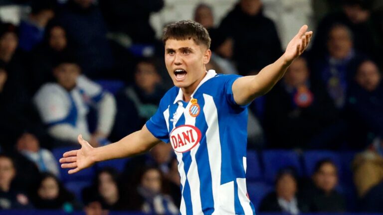 Rafa Bauzà suma minutos en Primera división en el Espanyol - Valencia CF