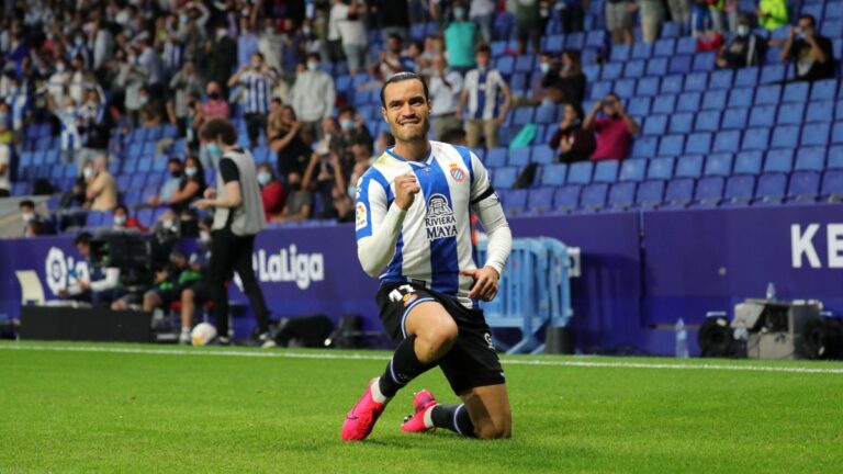 Raúl de Tomás marcó un gol en el Espanyol - Deportivo Alavés