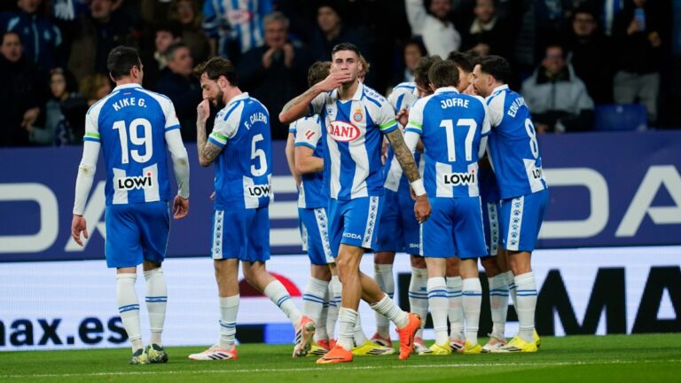 Roberto Fernández vio portería en el Espanyol - Deportivo Alavés