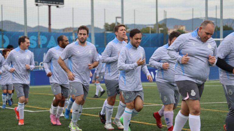 El RCDE Special entrena en la CE Dani Jarque
