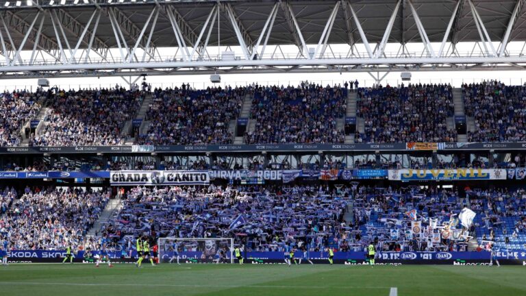 El RCDE Stadium lució como en las grandes citas en el Espanyol - Real Betis