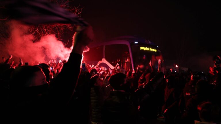 El Espanyol en el recibimiento del derbi
