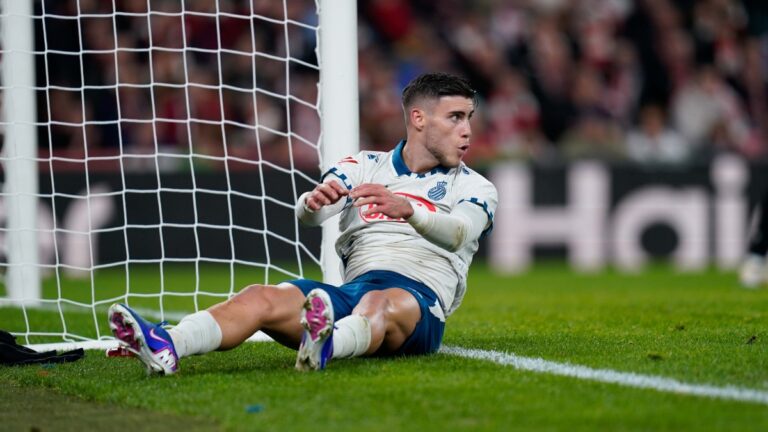 Roberto Fernández, titular en el Athletic Club - Espanyol