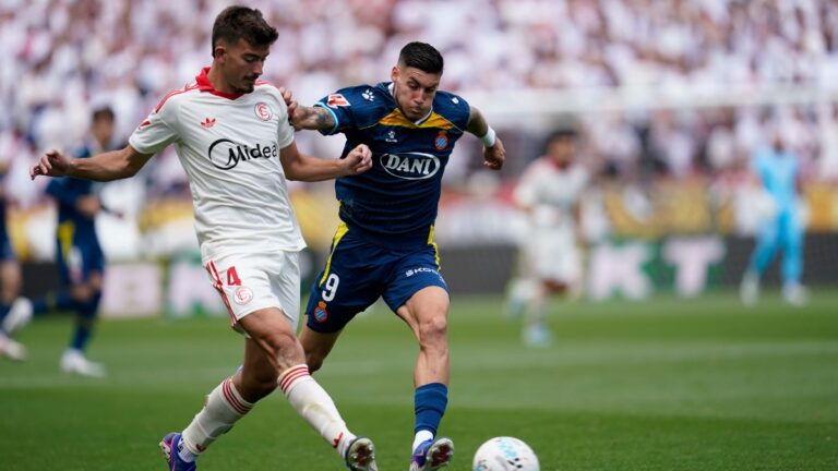 Roberto Fernández, durante el Sevilla FC - Espanyol