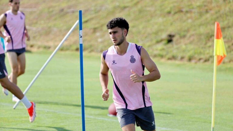 La temporada pasada Roger Martínez hizo la pretemporada con el primer equipo