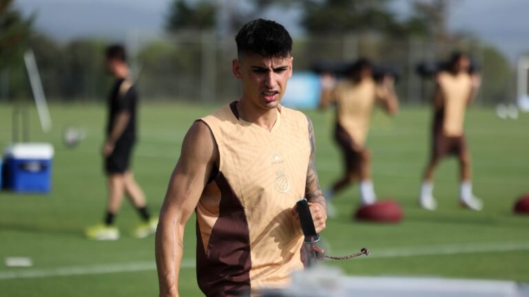 Rubén Sánchez se ejercita con el Espanyol en Torremirona
