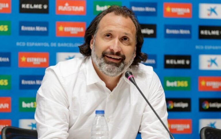 Rufete, durante su etapa como director deportivo del Espanyol