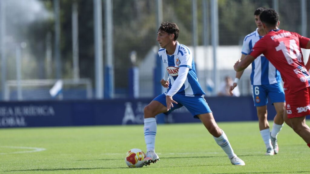 Sander Ballero, titular en el Espanyol B 1-0 UE Olot