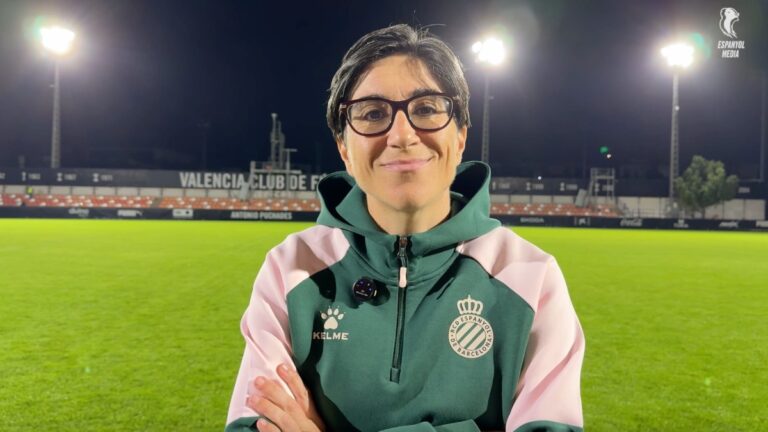 Sara Monforte, feliz por pasar de ronda en el Valencia CF - Espanyol Femenino