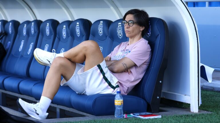 Sara Monforte se prepara para el Costa Adeje Tenerife - Espanyol Femenino en las islas