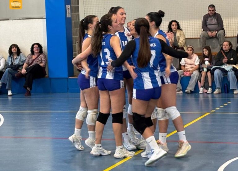 El Sénior A de voleibol femenino de SD Espanyol se despide de la Primera Nacional El Senior A de voleibol femenino de SD Espanyol se jugó la temporada en el derbi