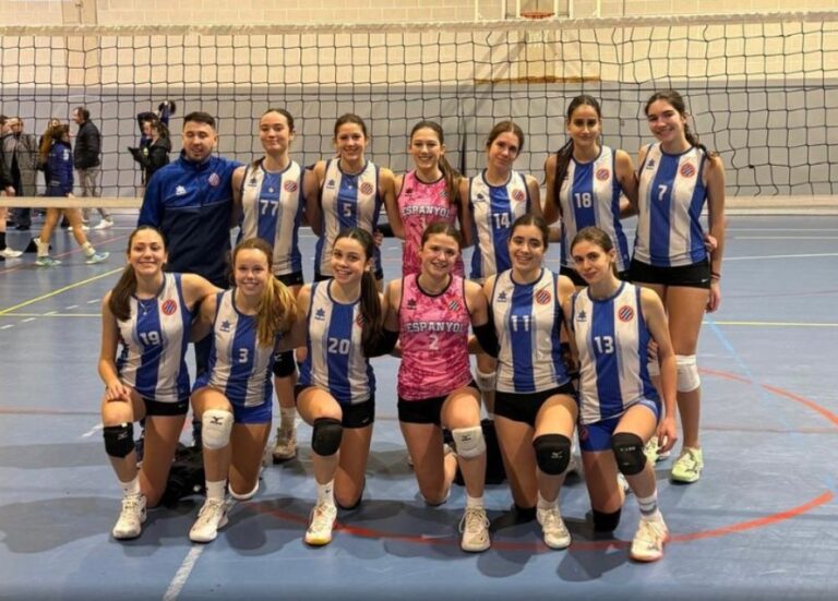 El Cadet Blanc de SD Espanyol se lleva el derbi ante el Barça Once titular del Cadet Blanc de SD Espanyol en su victoria ante el Barça
