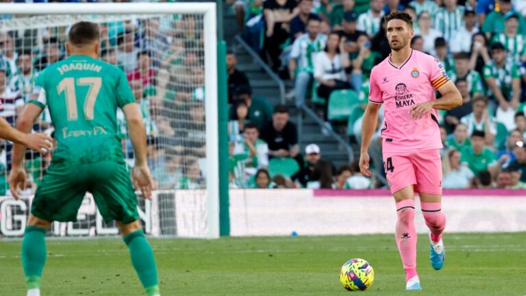 Sergi Gómez volverá a ser titular después de la jornada 1 en Valladolid