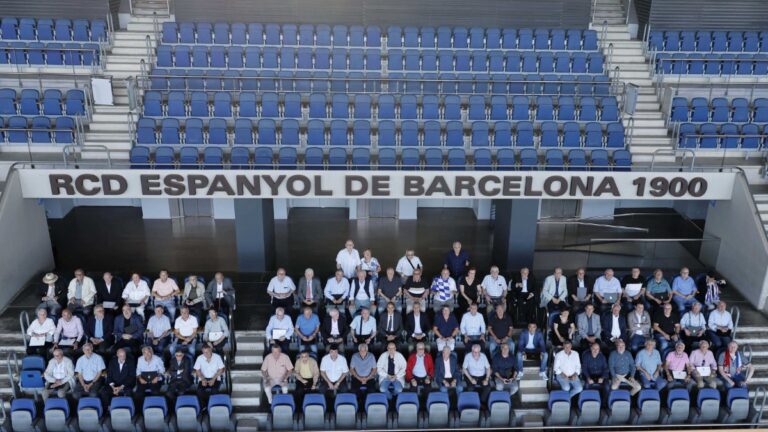 Socios homenaje Espanyol