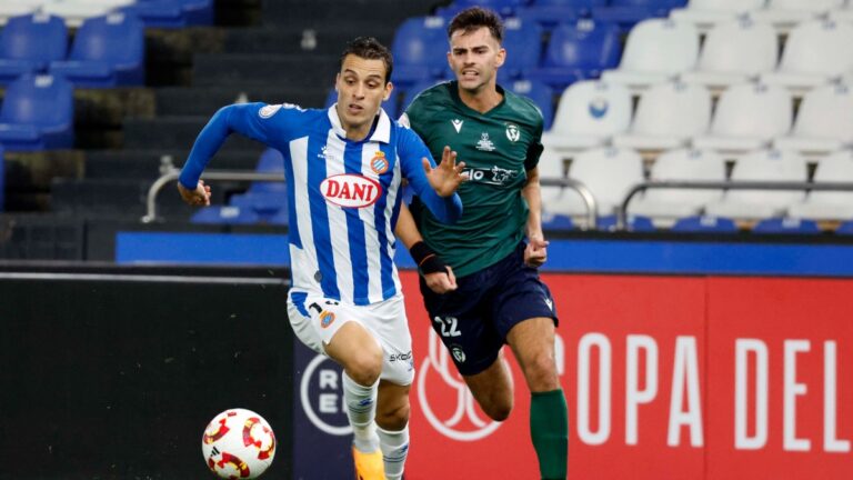 El Espanyol venció 0-4 al San Tirso SD en la primera ronda de la Copa del Rey