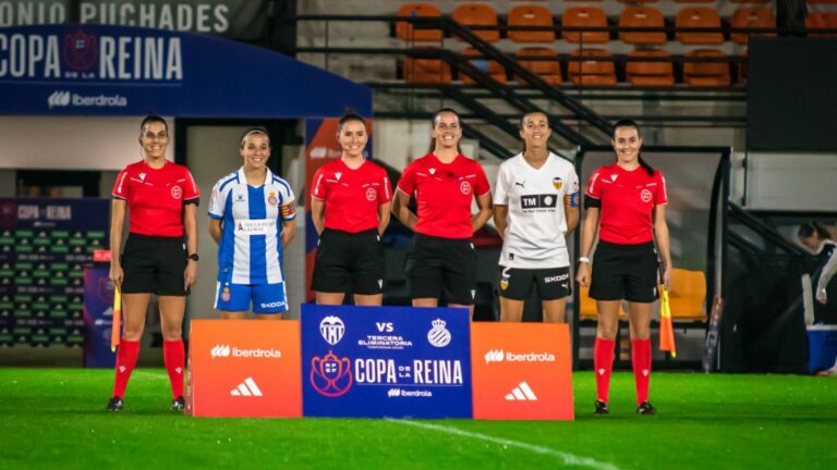 Judit Pablos, titular en la Copa de la Reina en el Valencia CF - Espanyol Femenino