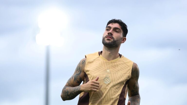 Unai Núñez: «A Vinicius es difícil pararle, pero alguna patada o faltita le caerá» Unai Núñez está preparado para enfrentarse al Real Madrid en el RCDE Stadium