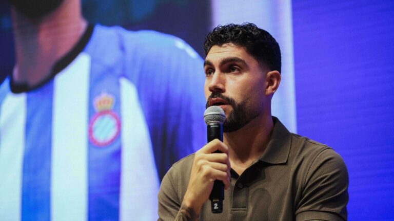 Unai Núñez, en su presentación como jugador del Espanyol en el RCDE Stadium
