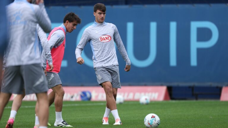 Urkgo González de Zárate está mentalizado en el Real Oviedo - Espanyol