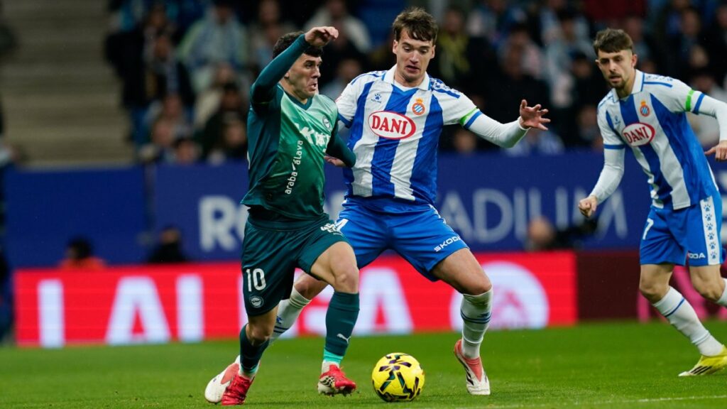 Urko González de Zárate, titular en el Espanyol - Deportivo Alavés