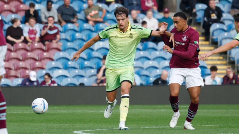 Urko González de Zárate, durante el Burnley FC - Espanyol