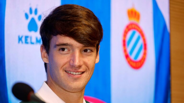 Urko González de Zárate cumple su deseo de volver al Espanyol