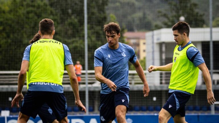 Urko González de Zárate, en un entrenamiento de la pretemporada con la Real Sociedad
